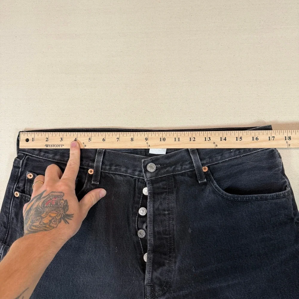 Vintage Levis 501xx Jeans Mens 34x32 Black Faded Button Fly Denim